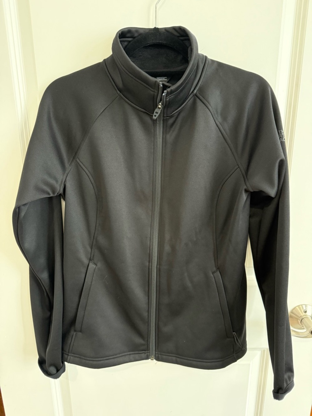 The North Face Women’s Black Lightweight Zip-Up Jacket